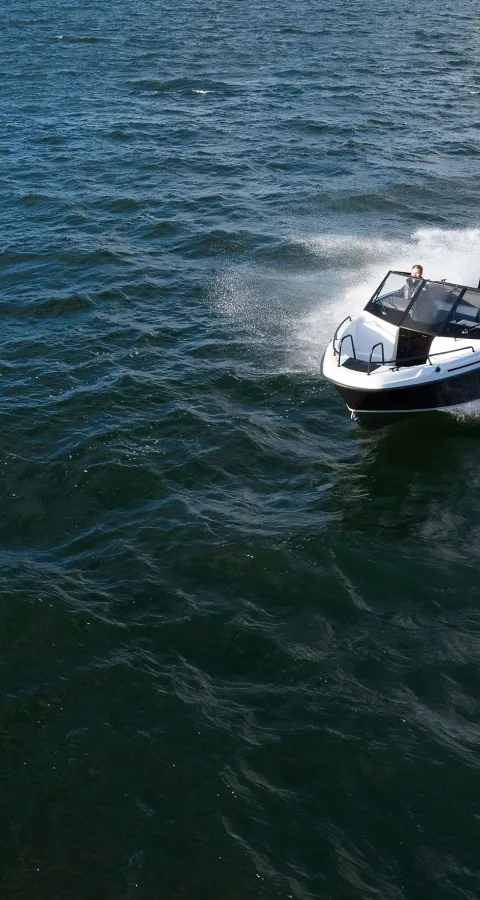 Cross 62 Bow Rider V MAX -edition