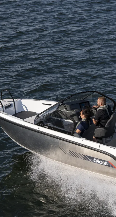 Yamarin Cross 55 Bow Rider