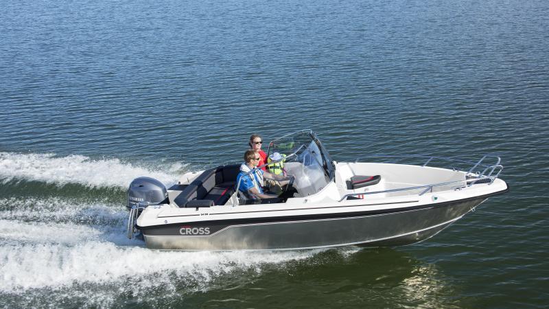 Cross 54 BR is perfect family boat