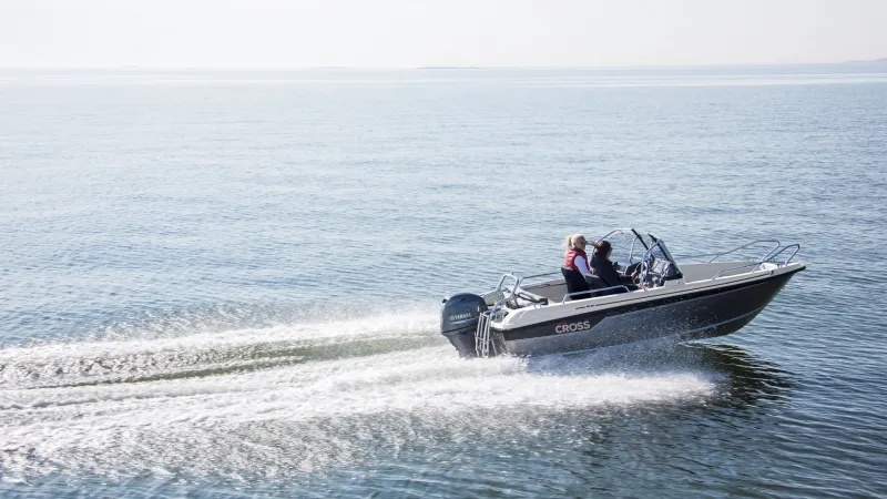 Cross 49BR is suitable even for more experienced boater