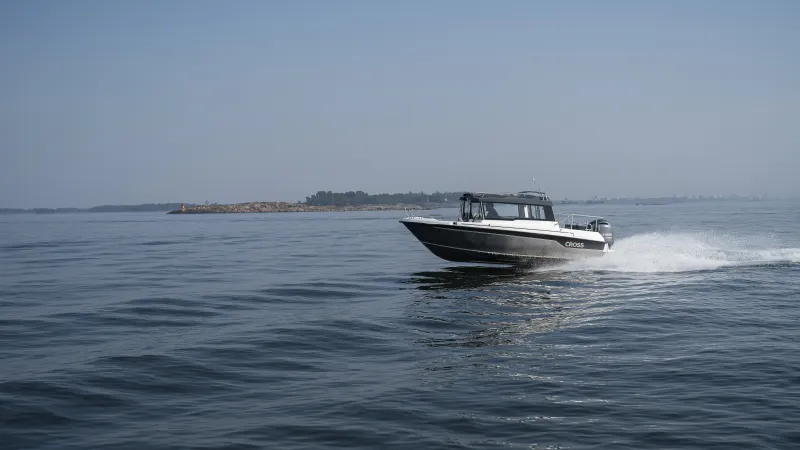 Cross 60 Cabin