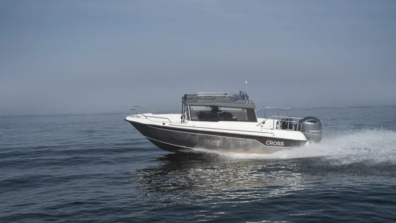 Cross 60 Cabin