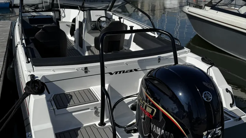 Cross 62 VMAX + Yamaha VF175 VMAX